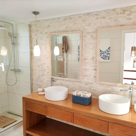 Luxury Townhouse In Complex With Town And Ocean View By Be Cherish Apartamento *