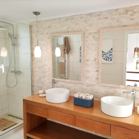 Apartment Luxury Townhouse In Complex With Town And Ocean View By Be Cherish