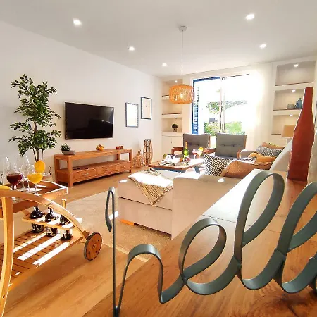 Luxury Townhouse In Complex With Town And Ocean View By Be Cherish *